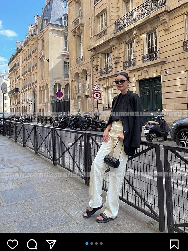 생로랑사드퀄티드램스킨미니튜브백  20260412-134451-020루.jpg