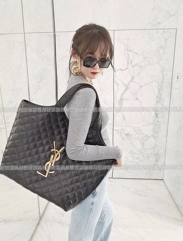 생로랑이카르맥시쇼퍼백라지  20260412-135507-035루.jpg