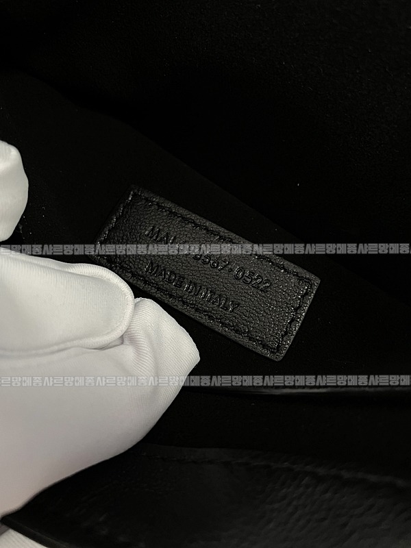 생로랑르57숄더백  20260412-140919-015루.jpg