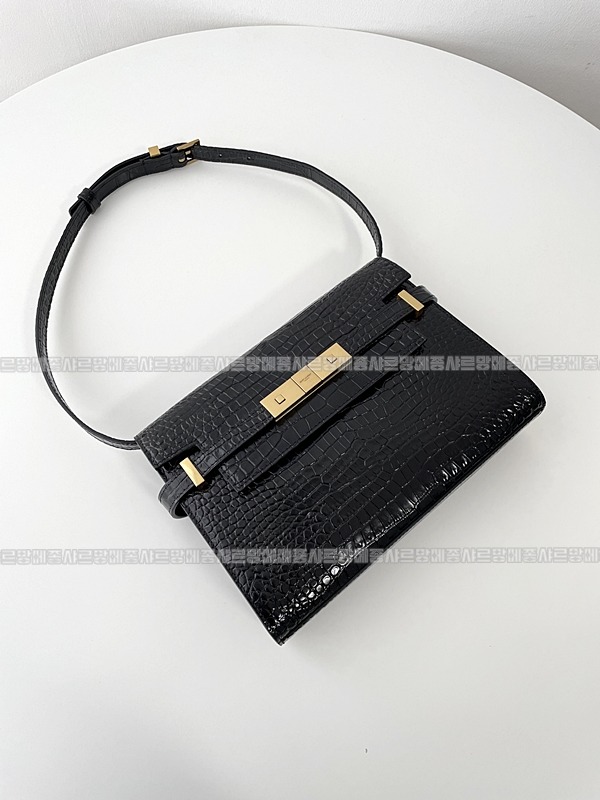 생로랑맨하탄숄더백  20260412-142604-008루.jpg