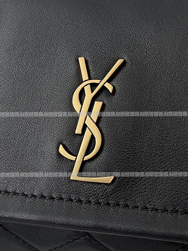 생로랑놀리타미니백  20260412-150348-010루.jpg