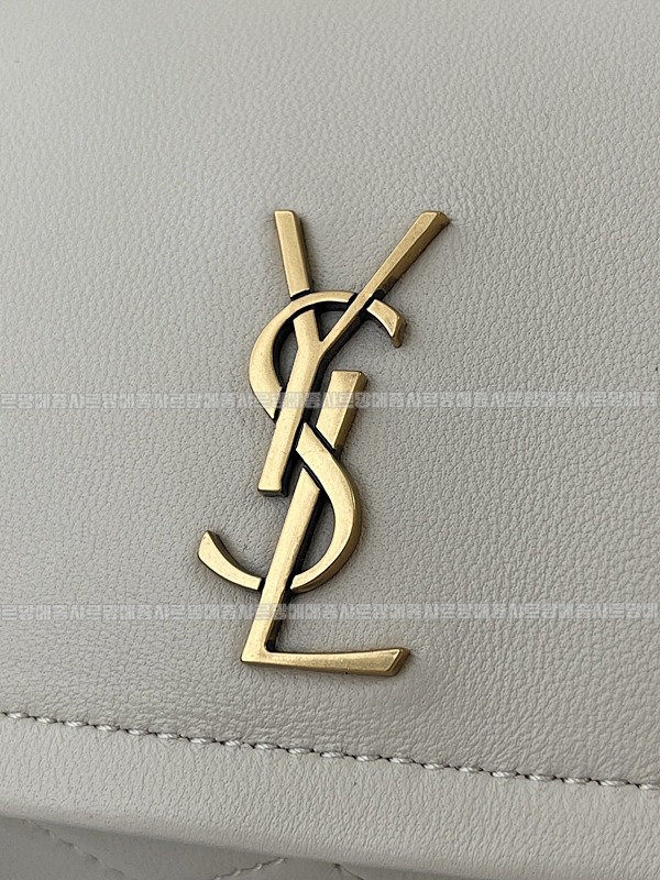 생로랑놀리타미니백  20260412-151243-008루.jpg