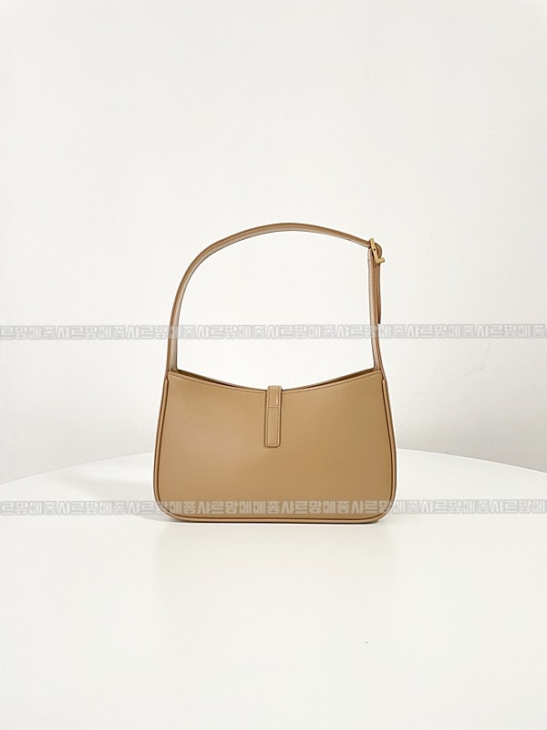 생로랑르5아7호보백  20260412-170230-003루.jpg