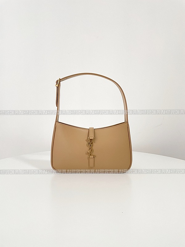 생로랑르5아7호보백  20260412-170229-001루.jpg