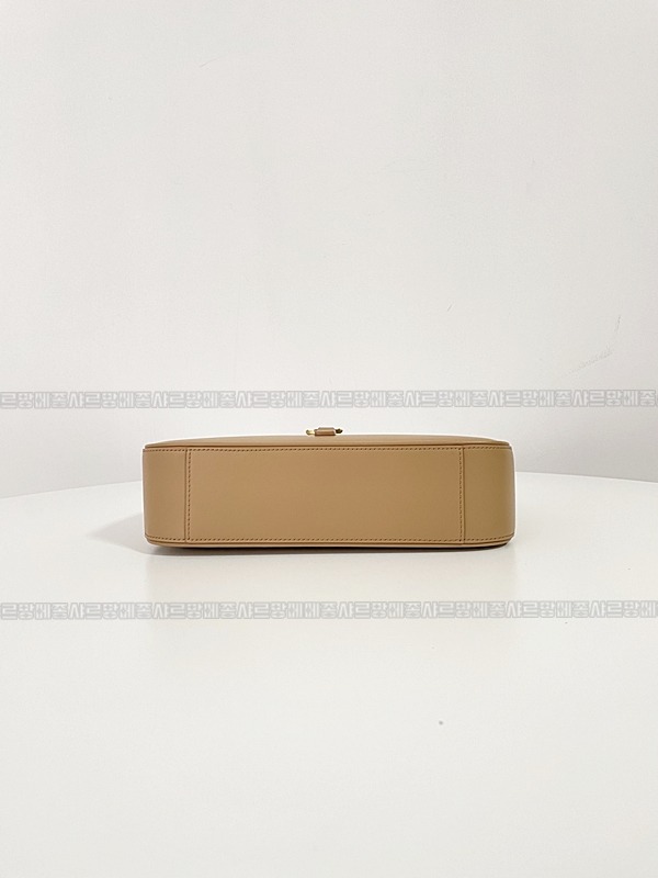 생로랑르5아7호보백  20260412-170230-005루.jpg