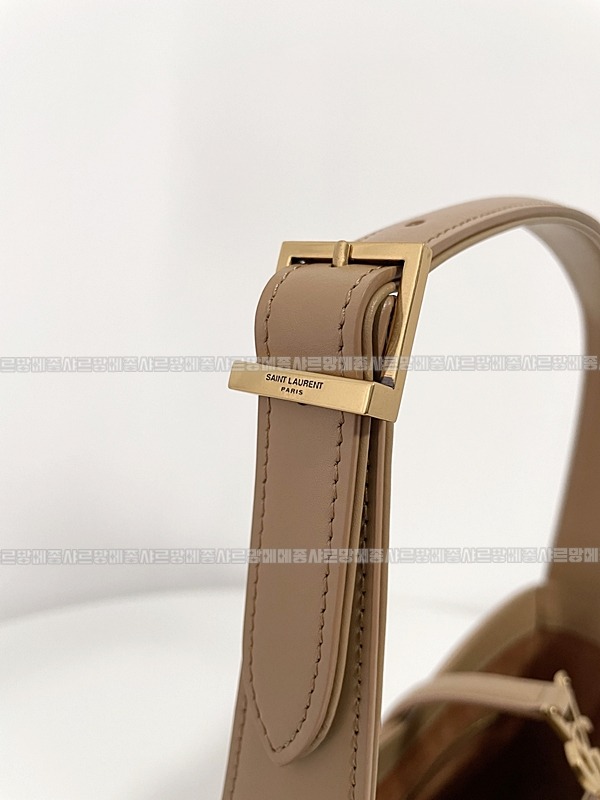 생로랑르5아7호보백  20260412-170231-013루.jpg