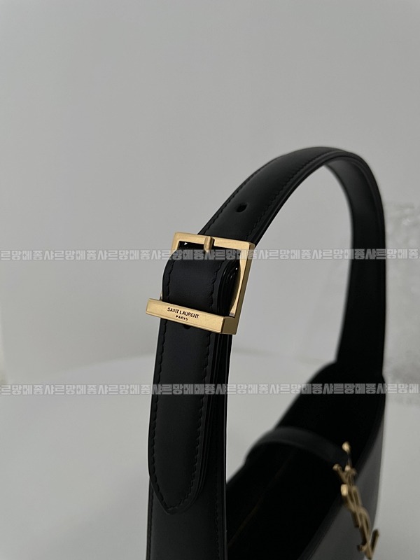 생로랑르5아7호보백  20260412-170543-012루.jpg