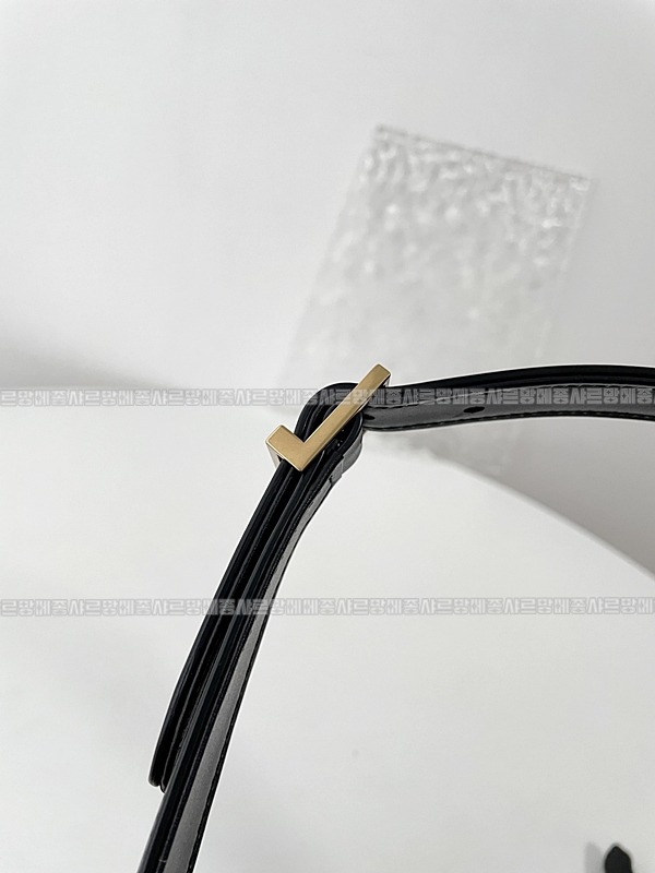 생로랑르5아7호보백  20260412-170544-017루.jpg