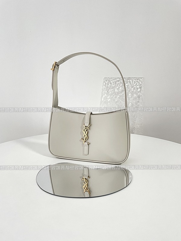 생로랑르5아7호보백  20260412-171044-002루.jpg