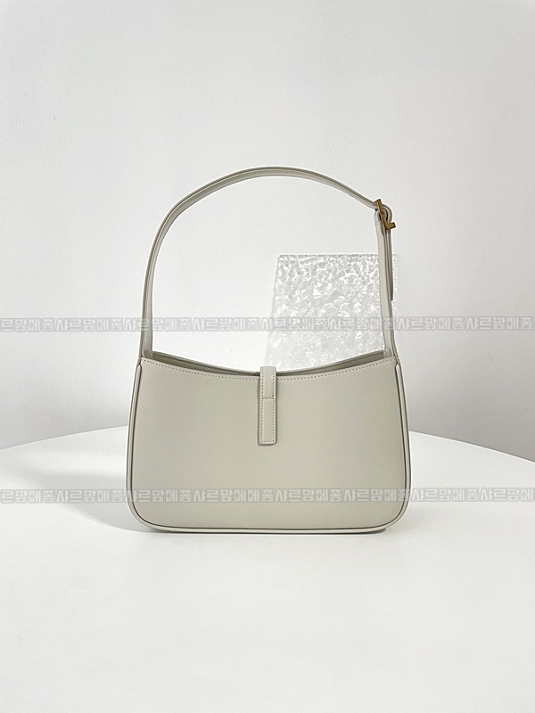 생로랑르5아7호보백  20260412-171045-006루.jpg