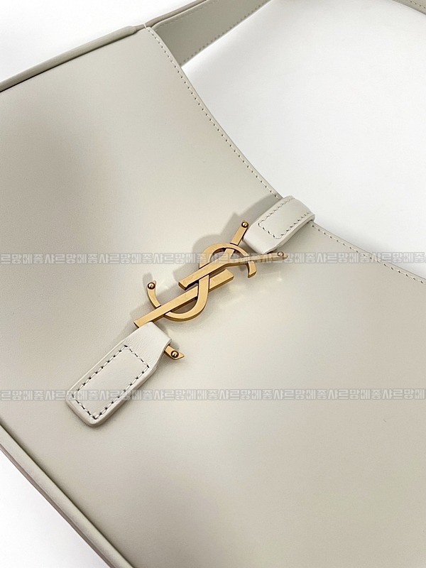 생로랑르5아7호보백  20260412-171046-013루.jpg