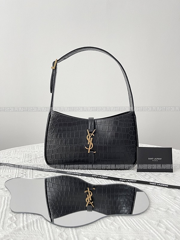 생로랑르5아7호보백  20260412-171253-001루.jpg