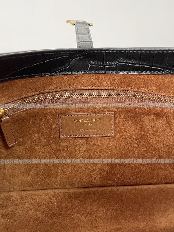 생로랑르5아7호보백  20260412-171254-012루.jpg