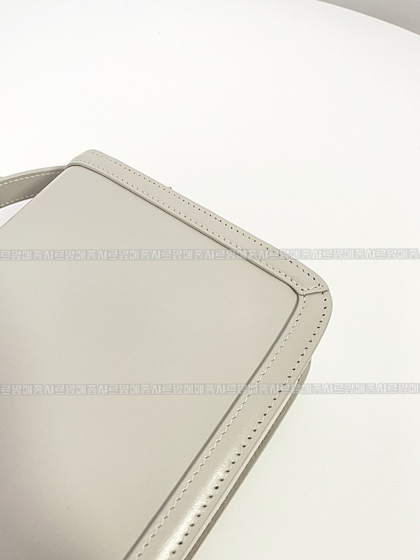 생로랑솔페리노사첼백  20260413-114813-018루.jpg