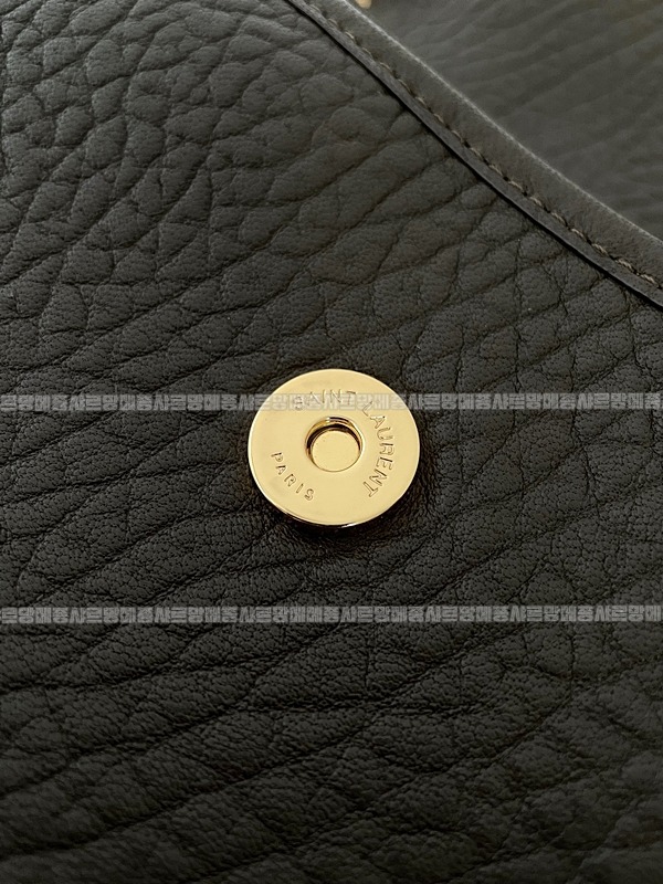 생로랑니키백  20260413-121036-011루.jpg