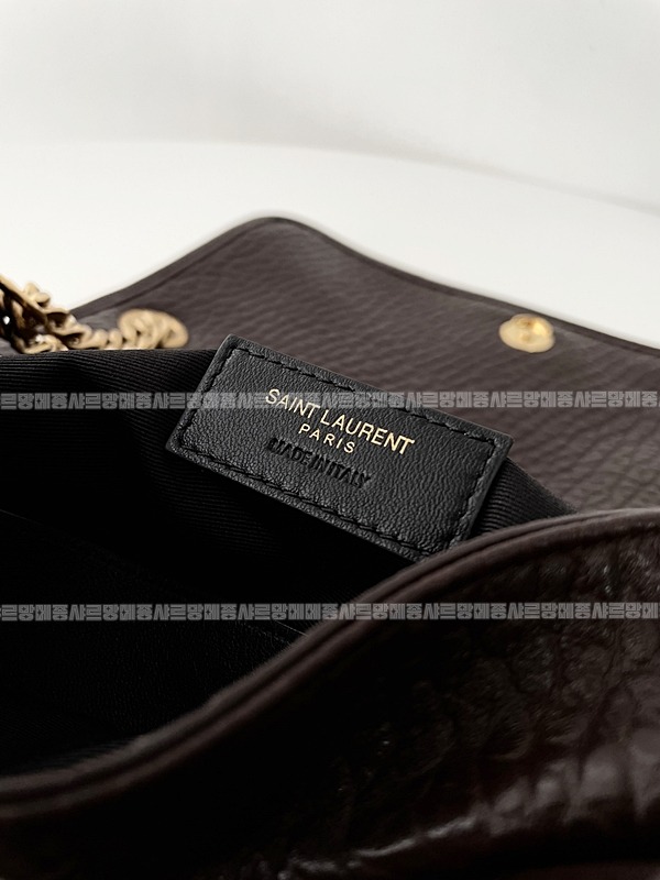 생로랑니키백  20260413-132209-016루.jpg