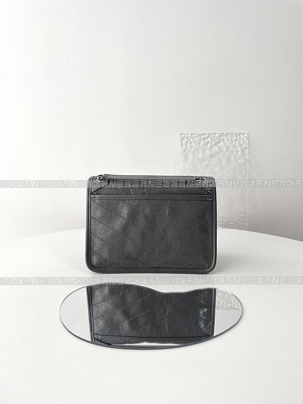 생로랑니키크로스백  20260414-105500-003루.jpg