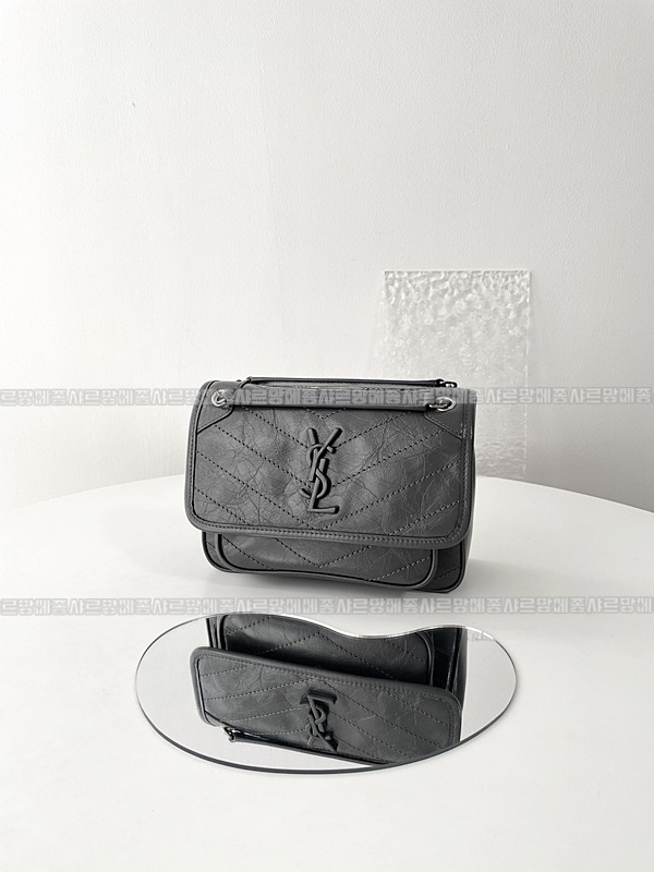 생로랑니키크로스백  20260414-105500-002루.jpg