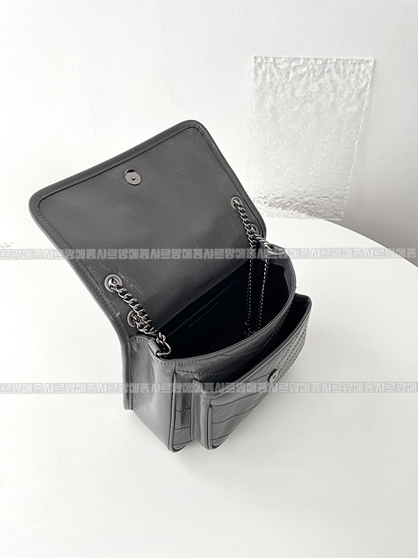 생로랑니키크로스백  20260414-105501-007루.jpg