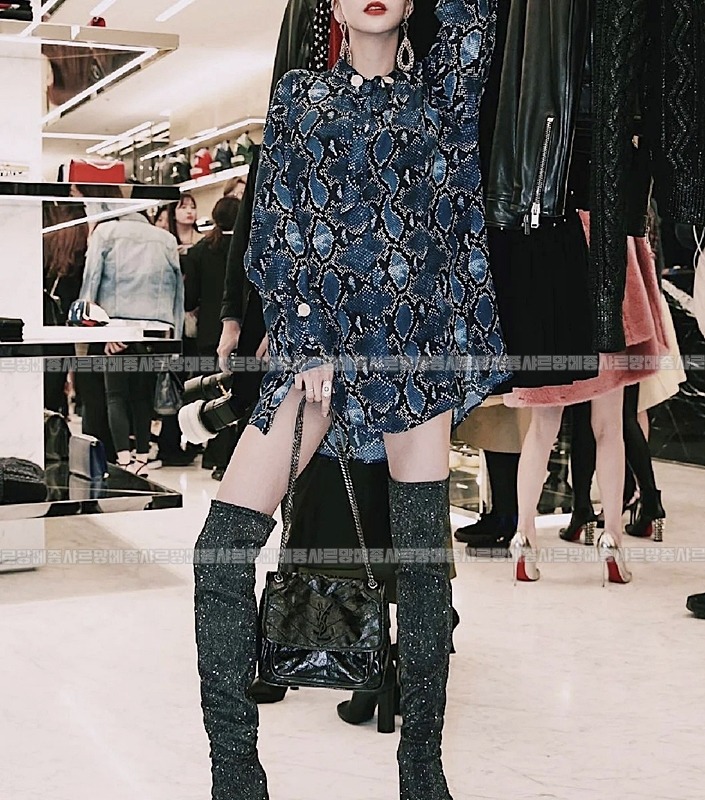 생로랑니키크로스백  20260414-111249-023루.jpg