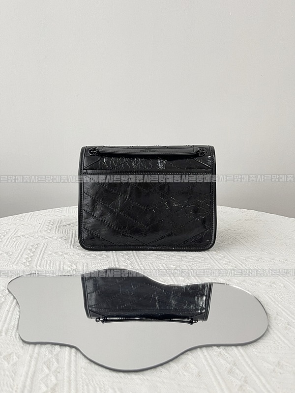 생로랑니키크로스백  20260414-111744-003루.jpg