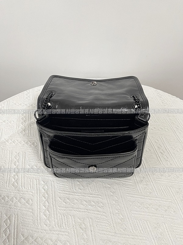 생로랑니키크로스백  20260414-111744-007루.jpg