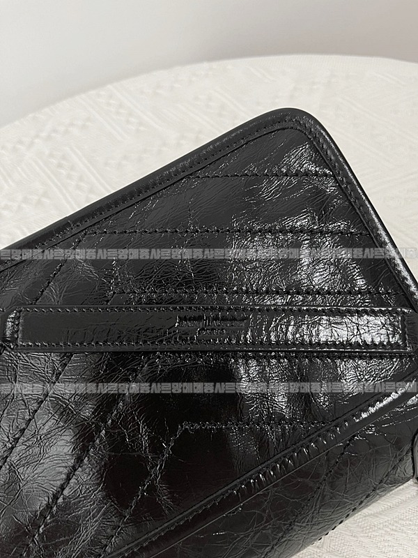 생로랑니키크로스백  20260414-111746-018루.jpg