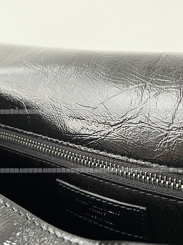 생로랑니키크로스백미디움  20260414-113850-008루.jpg