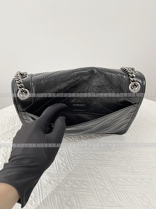 생로랑니키크로스백미디움  20260414-113850-010루.jpg