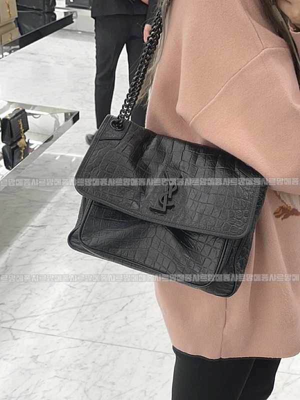 생로랑니키크로스백미디움  20260414-131207-021루.jpg