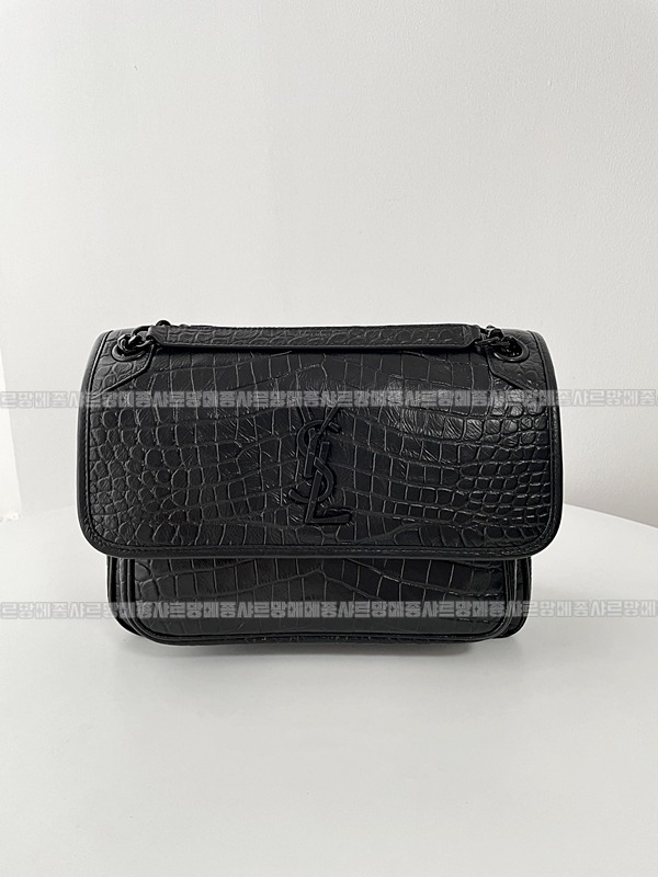 생로랑니키크로스백미디움  20260414-131204-002루.jpg