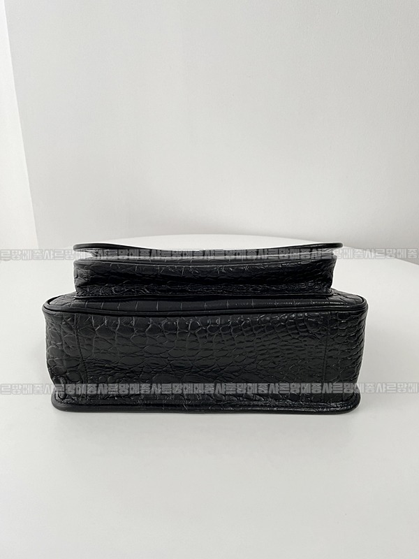 생로랑니키크로스백미디움  20260414-131205-007루.jpg