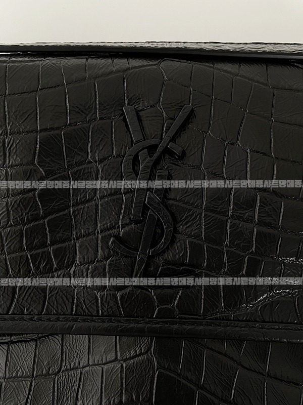 생로랑니키크로스백미디움  20260414-131205-008루.jpg