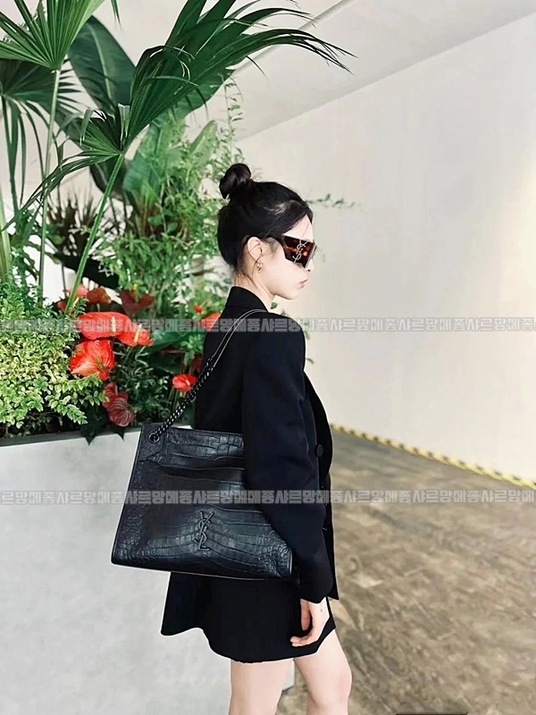 생로랑니키쇼핑백   20260415-100827-023 .jpg