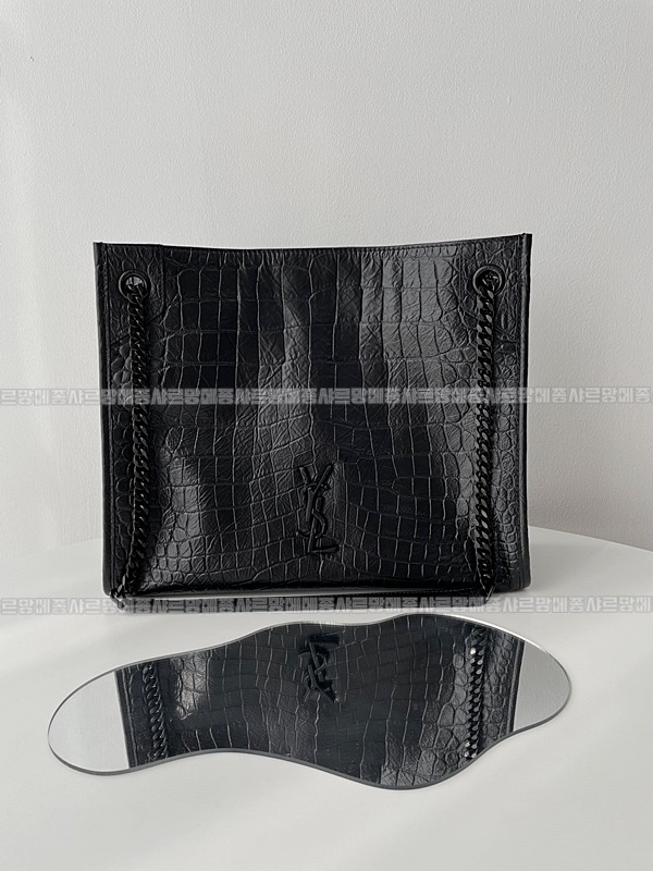 생로랑니키쇼핑백   20260415-100824-002 .jpg