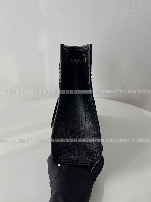 생로랑니키쇼핑백   20260415-100824-006 .jpg