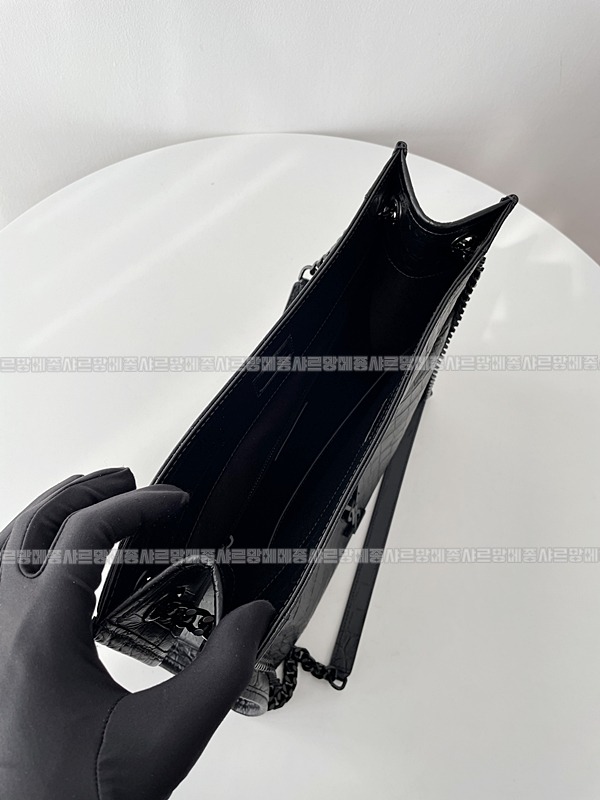 생로랑니키쇼핑백   20260415-100825-008 .jpg