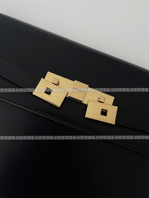 생로랑맨하탄백   20260415-102314-008 .jpg