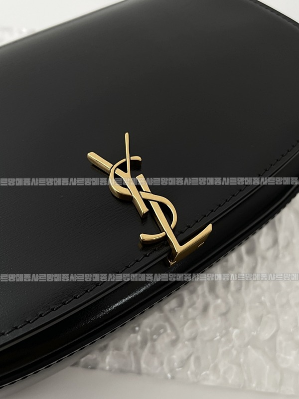 생로랑볼테르미니레더숄더백  20260416-124943-012.jpg