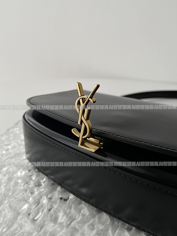 생로랑볼테르미니레더숄더백  20260416-124943-013.jpg