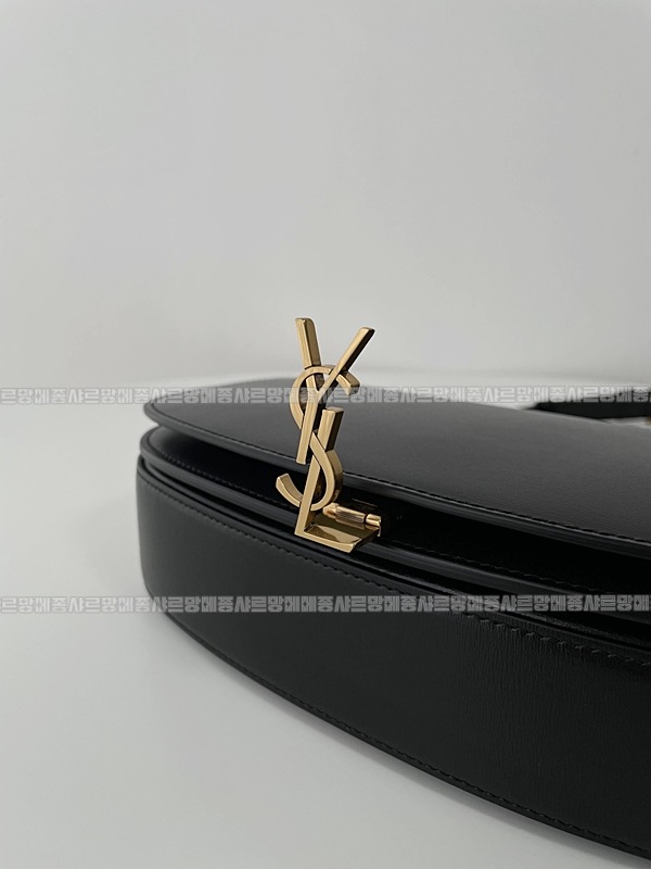 생로랑볼테르백  20260416-130252-011.jpg