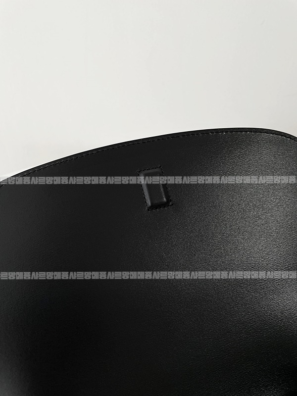 생로랑볼테르백  20260416-130254-017.jpg