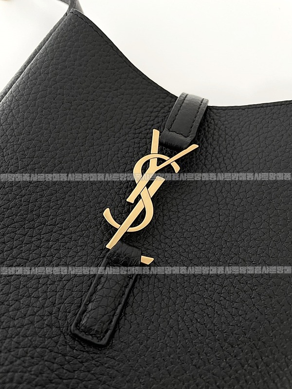 생로랑 르 5 아 7 베이비백  20260416-131231-010.jpg