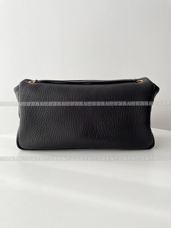 생로랑칼립소라지백  20260416-152935-004.jpg