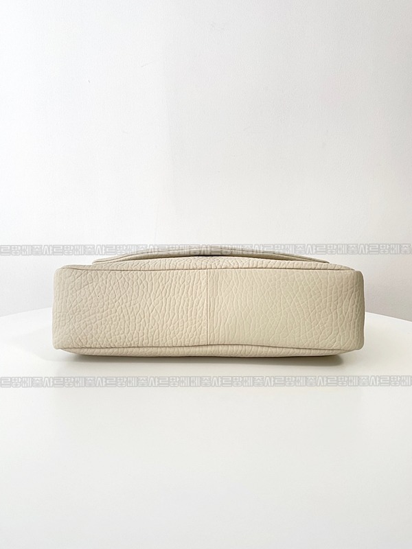 생로랑칼립소라지백  20260416-154436-004.jpg