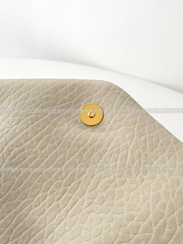 생로랑칼립소라지백  20260416-154437-010.jpg