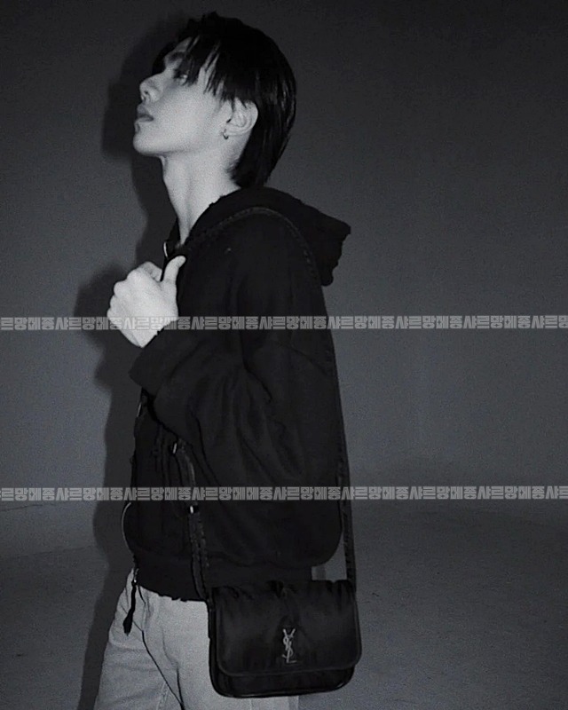 생로랑니키메신저백  20260416-155322-028.jpg