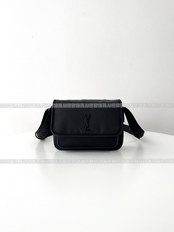 생로랑니키메신저백  20260416-155316-001.jpg