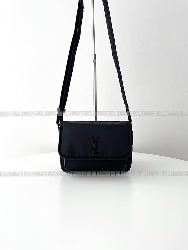 생로랑니키메신저백  20260416-155317-008.jpg