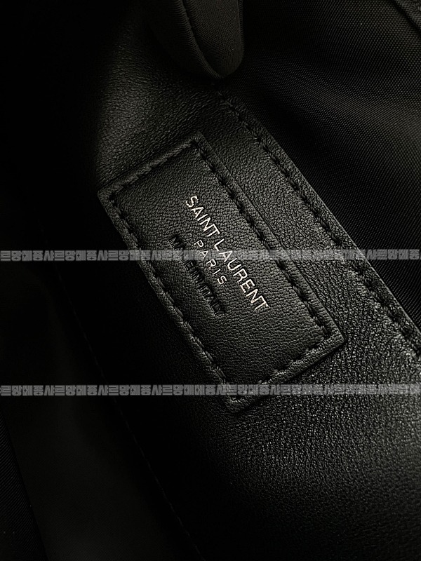 생로랑니키메신저백  20260416-155319-016.jpg